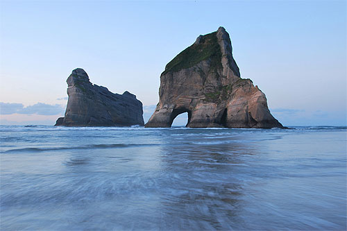 Archway Islands